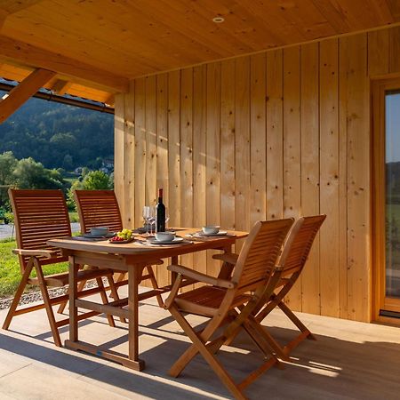 Martinova Izba - Family Bungalows Laško Eksteriør billede